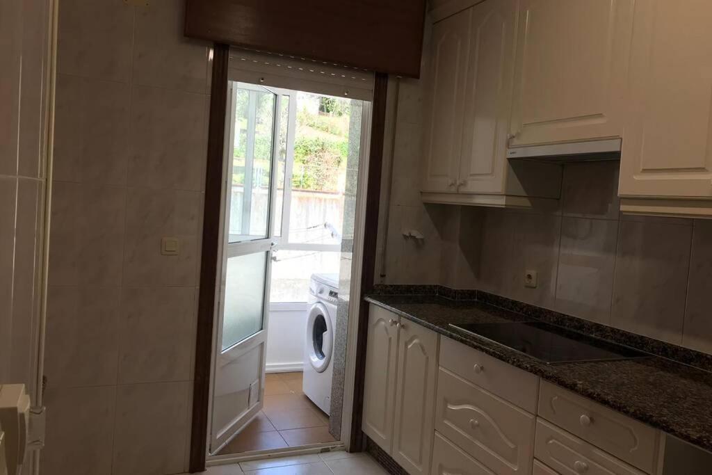 شقة Magnifica Casa Con Garaje Muy Bien Comunicada سانتياغو دي كومبوستيلا المظهر الخارجي الصورة